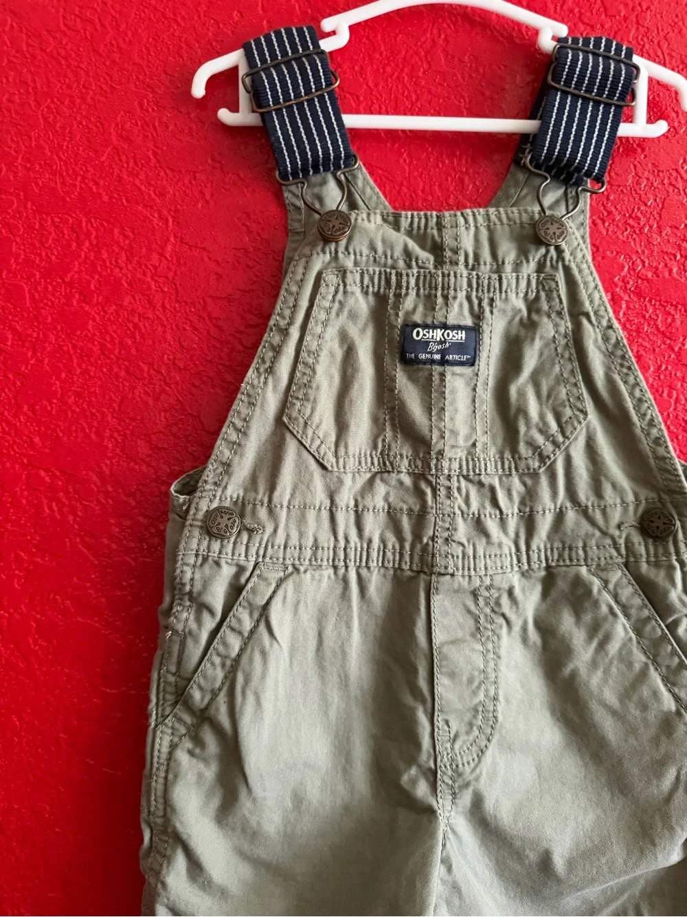 OshKosh Bgosh classic olive